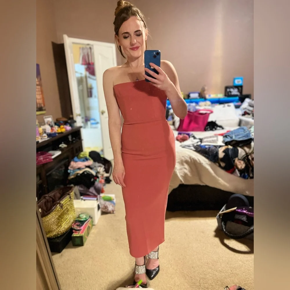 Alex Perry Elegant Coral Strapless Dress - Picture 10 of 16